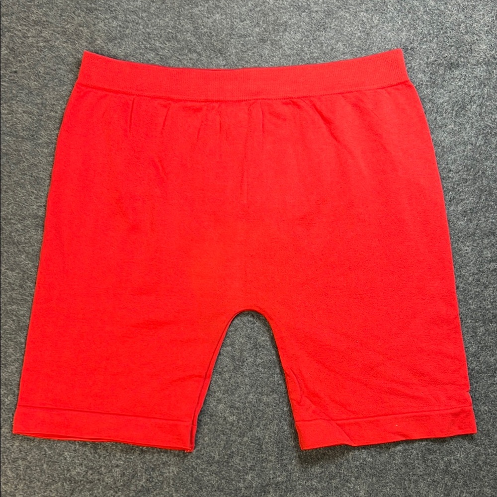 Bike-Length Cartwheel Active Shorts—Red M/C